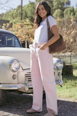 Ailis Wide Leg Jean