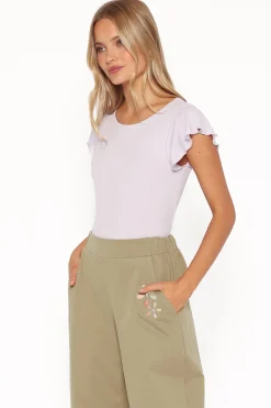 Betsy Tee