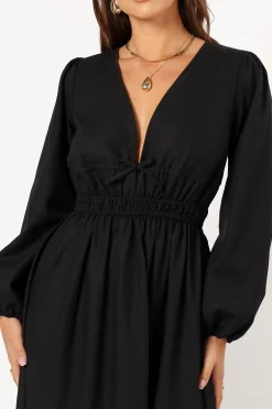 Cece Long Sleeve Maxi Dress