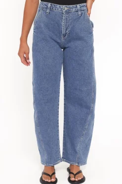 Cosima Stretch Arc Barrel Jean