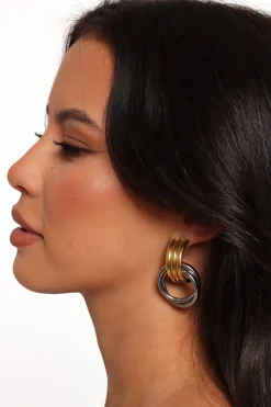 Cyra Earrings