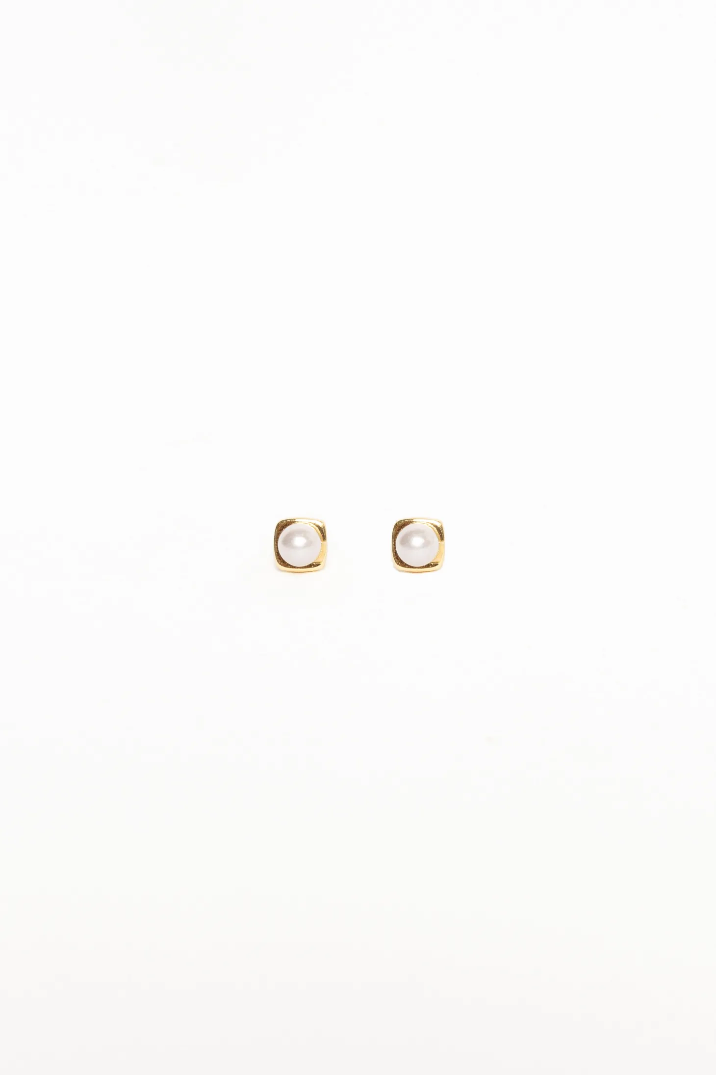 Helene Stud Earrings