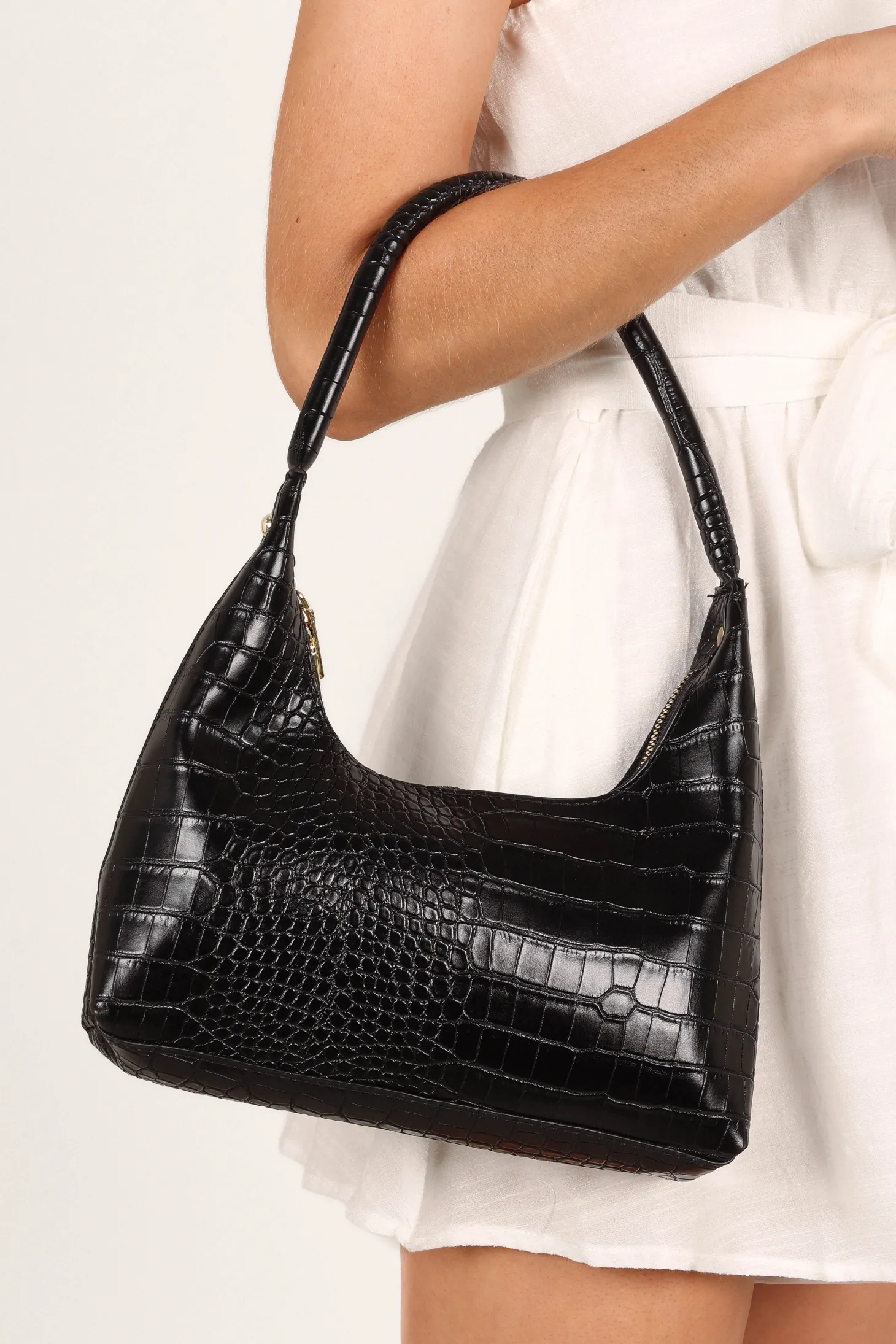 Hunter Shoulder Bag