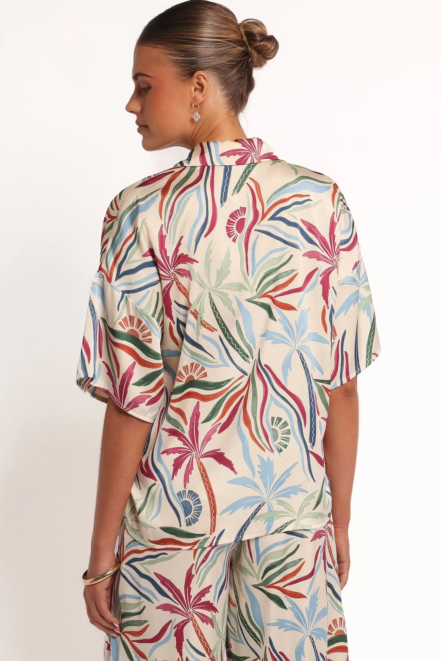 Illoura Short Sleeve Shirt