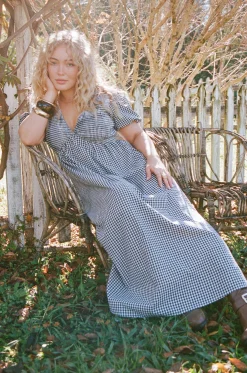 Ilyana Short Sleeve Maxi Dress