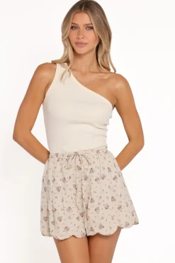 Jean Scallop Short