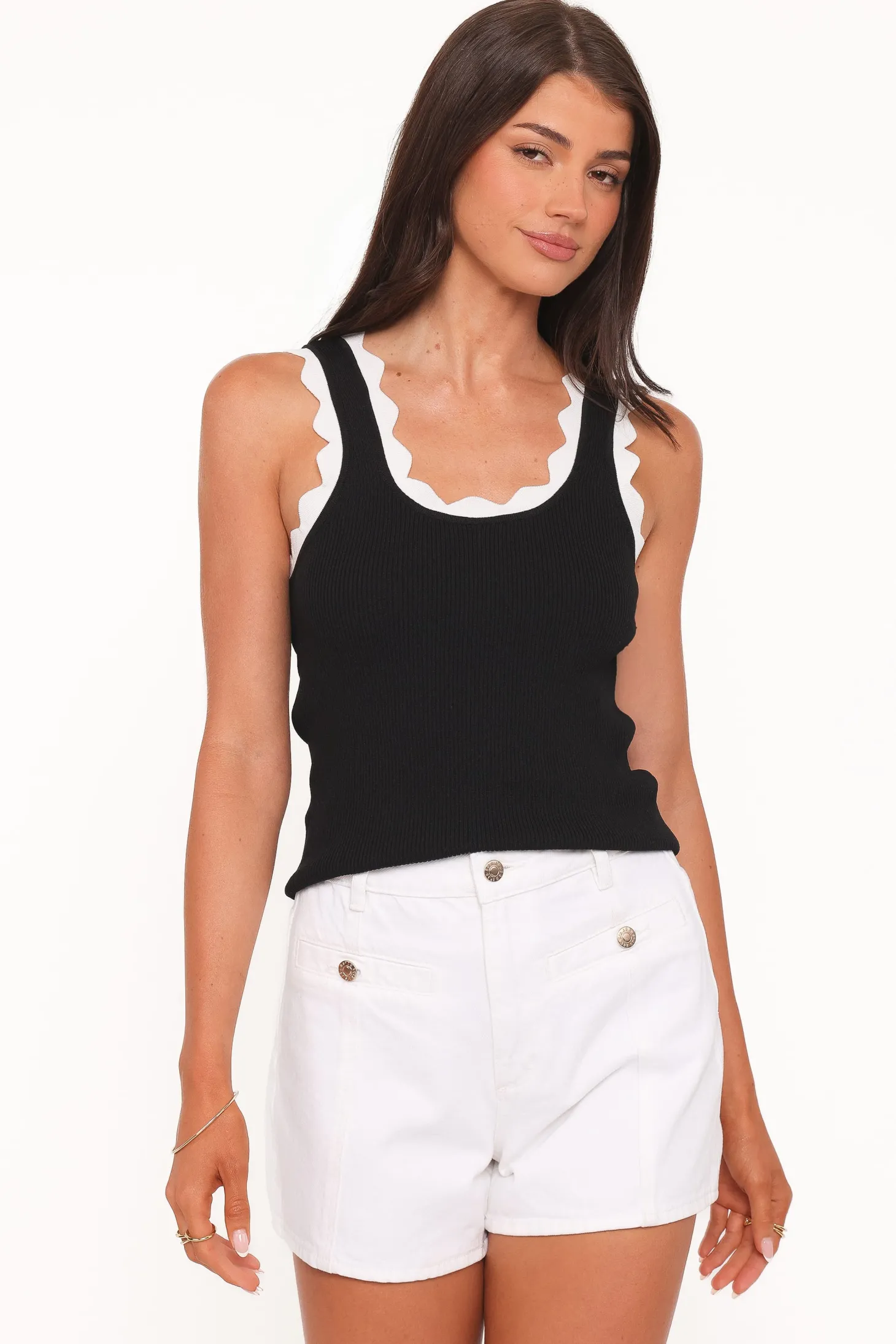 Johnson Scalloped Trim Tank