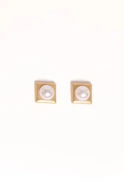 Kimmy Pearl Earrings