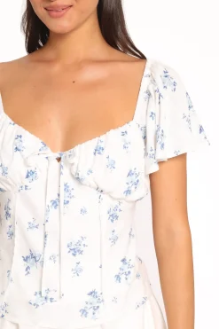 Laeriel Flutter Sleeve Top