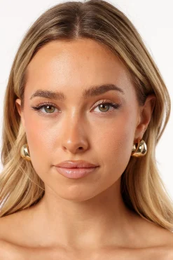Leandra Earrings