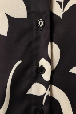 Leo Shirt