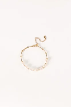 Ren Pearl Bracelet