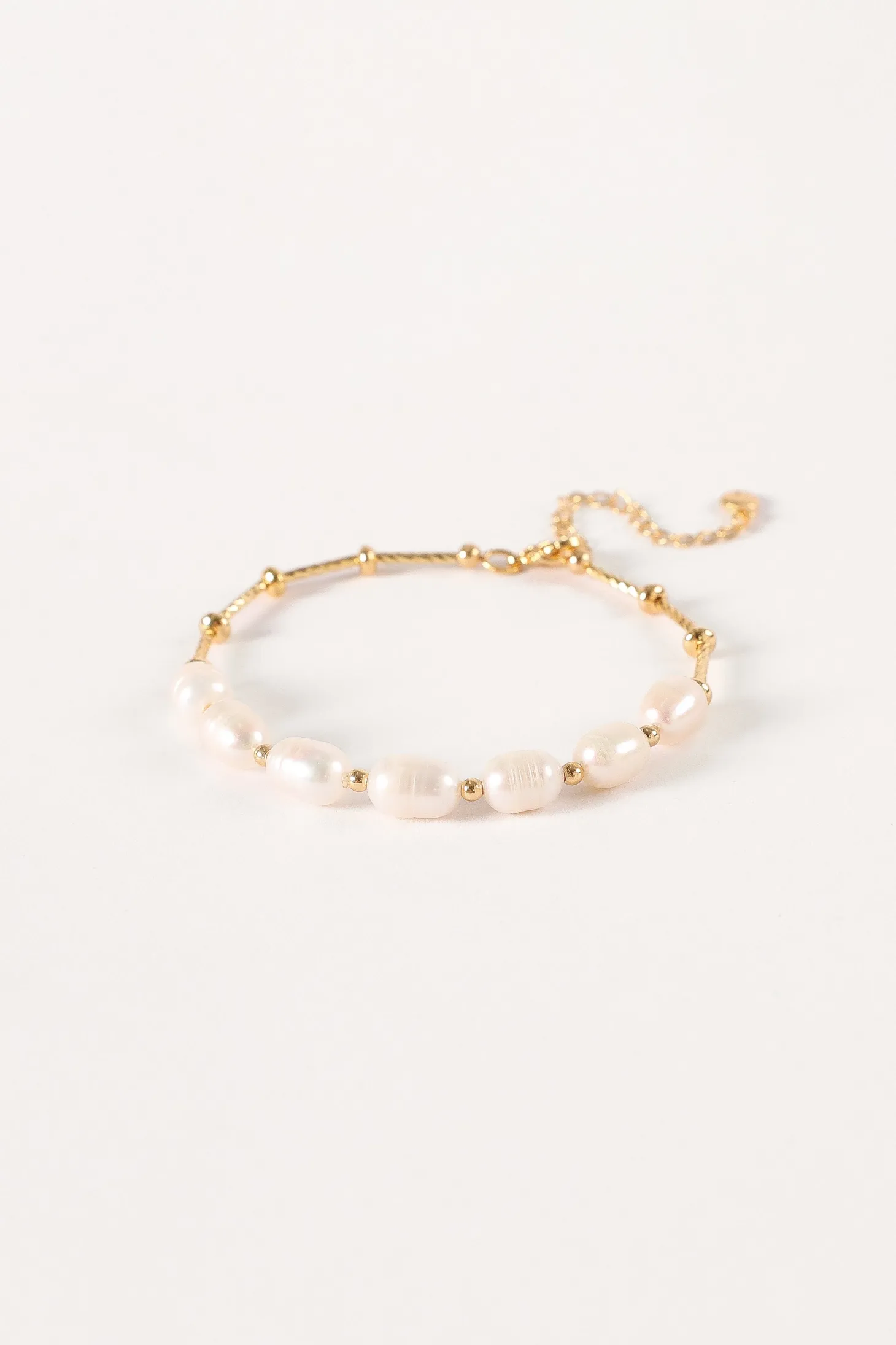 Ren Pearl Bracelet