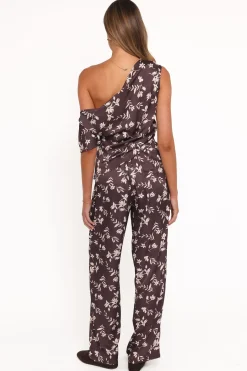 Romola Pant