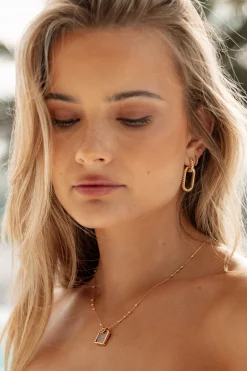 Rosie Necklace