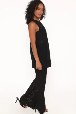 Sammy Embroidered Set