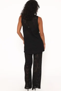 Sammy Embroidered Set