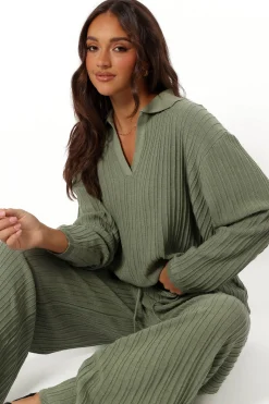 Sonole Cable Knit Sweater