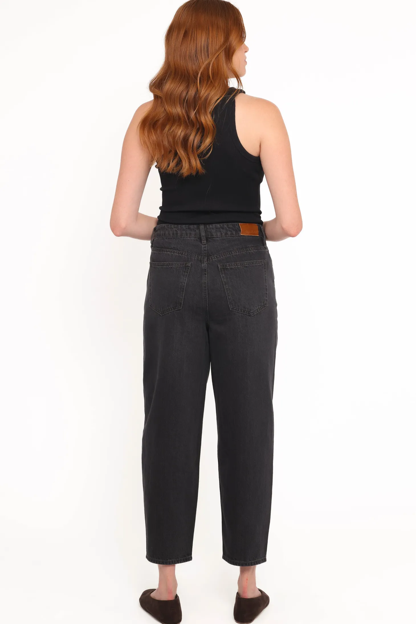 Taylor Barrel Leg Jean