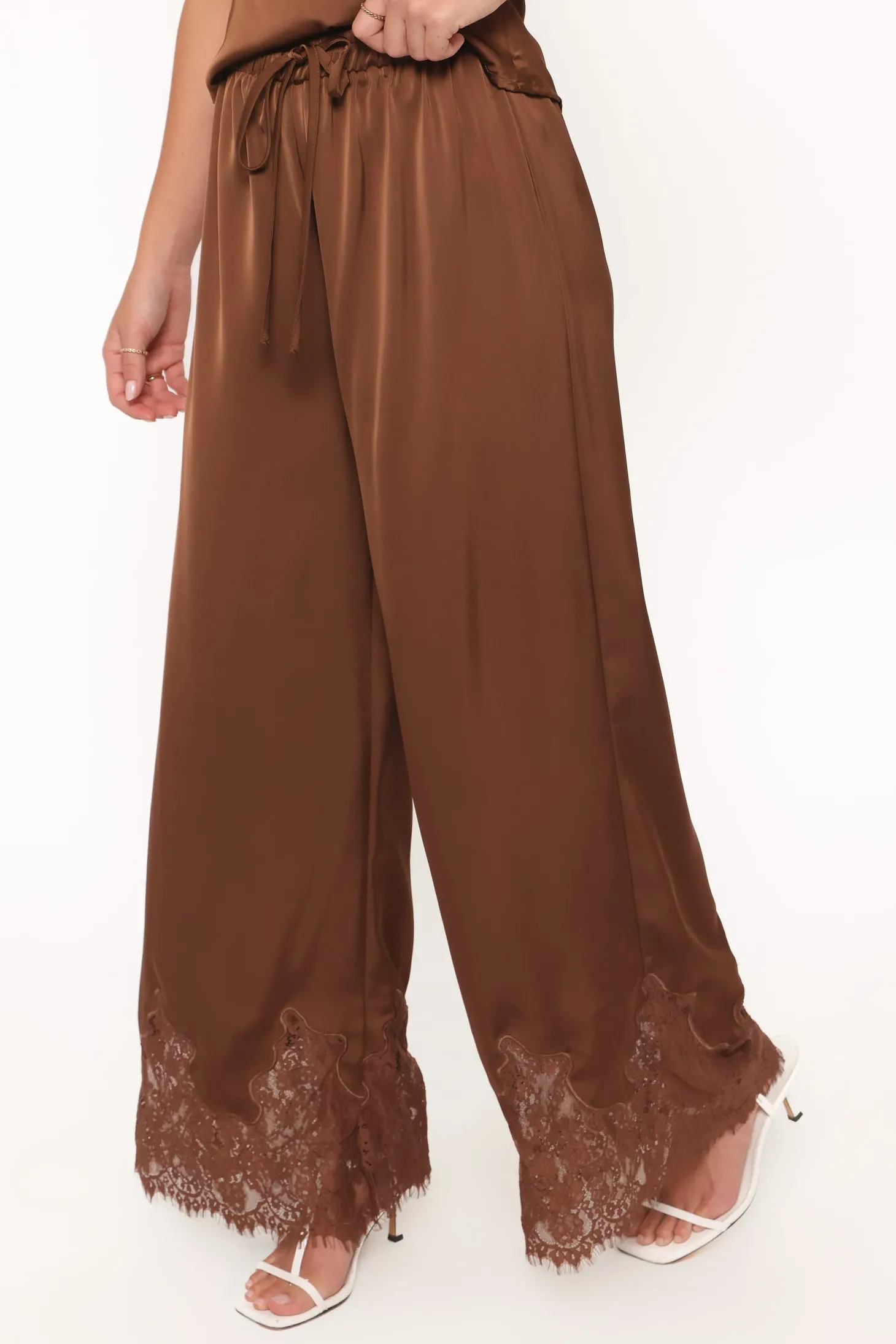 Viola Drawstring Wide Leg Pant