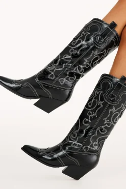 Zaine Boot